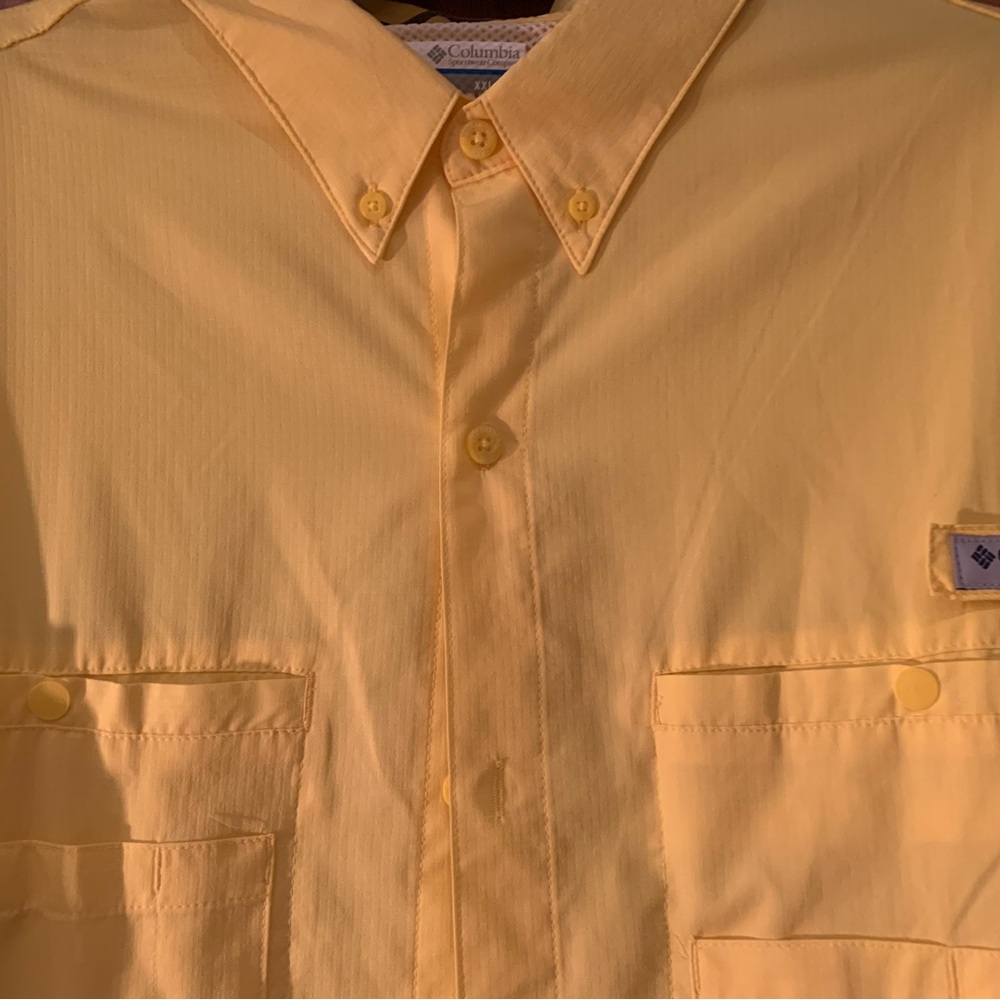 Columbia Fishing Shirt - Picture 2 of 5